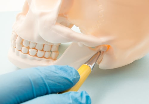 The Connection Between TMJ and Tinnitus: Exploring Natural Medicine Options